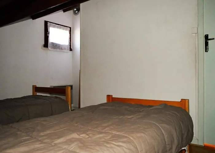 Chalet Accolé à Bolquère, 6 Pers, 3 Chambres, Cuisine équipée, Parking, Animaux Acceptés - Fr-1-592-7 *